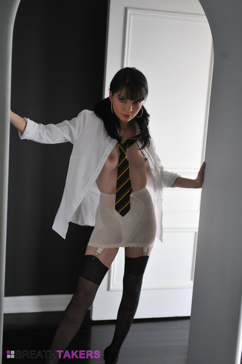 Юлия, 24 года, 3 размер груди